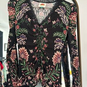 Farm Rio Ruched Long Sleeve Top